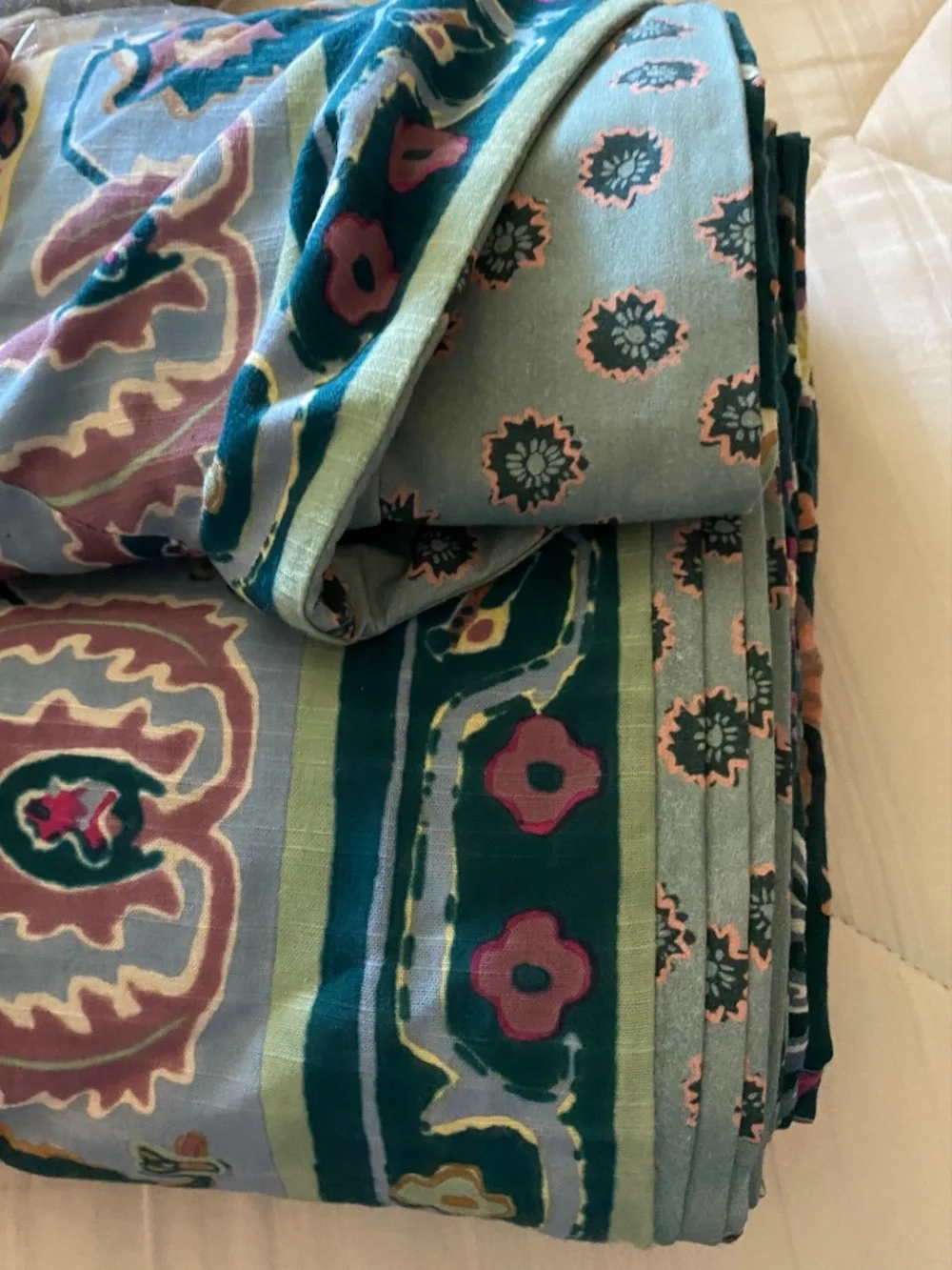ANTHROPOLOGIE  DARBY DUVET QUEEN W/Q SHAMS 2 EA W/ CURTAINS SET OF 2 EA ALL NEW